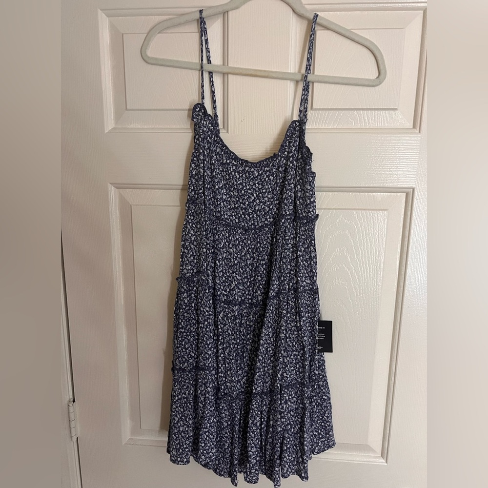 NWT summery blue floral strappy dress